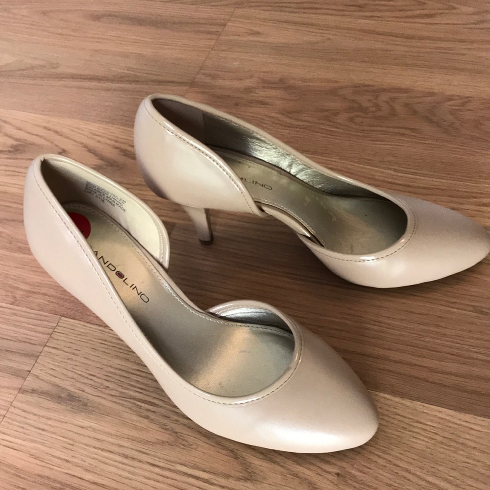 Tan heels size 6